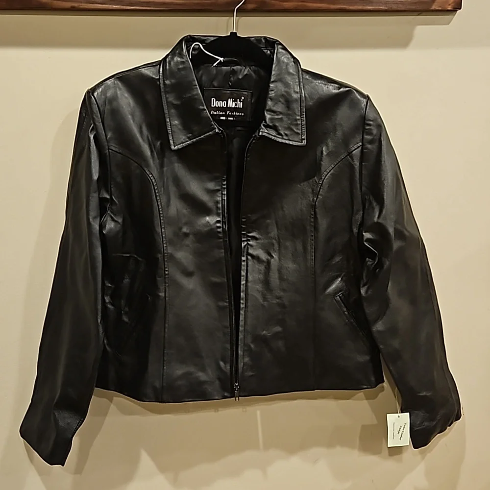 LEATHER JACKET - Picture 1 of 5